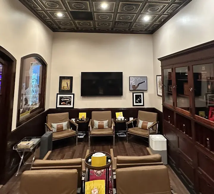 city-farms-cigar-shoppe-6